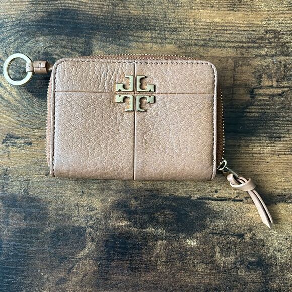 Tory Burch leather key holder / wallet in light brown - Picture 11 of 11